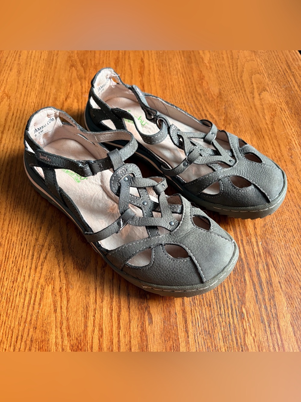 Jambu Women's Gray Cutout Leather Slingback Sandals